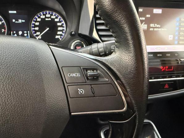 Mitsubishi Outlander III Рестайлинг 3 с пробегом 2022 года, цена 2 850 000 рублей, 98173 км, внедорожник, Автокод Объявления