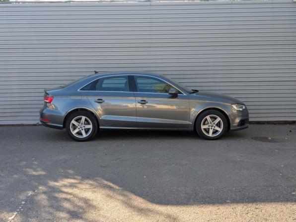 Audi A3 III (8V) Рестайлинг с пробегом 2019 года, цена 2 375 000 рублей, 38129 км, седан, Автокод Объявления