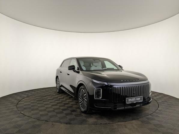 Exeed Exlantix ET с пробегом 2025 года, цена 4 995 000 рублей, 30528 км, внедорожник, Автокод Объявления