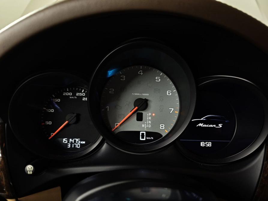 Porsche Macan I Москва  - изображение 17