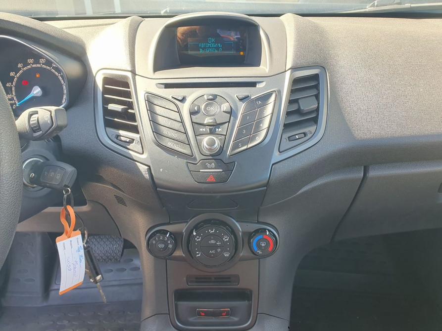 Ford Fiesta Mk6 Рестайлинг Санкт-Петербург  - изображение 20