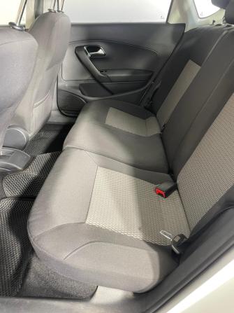 Volkswagen Polo V с пробегом 2015 года, цена 799 000 рублей, 195956 км, седан, Автокод Объявления