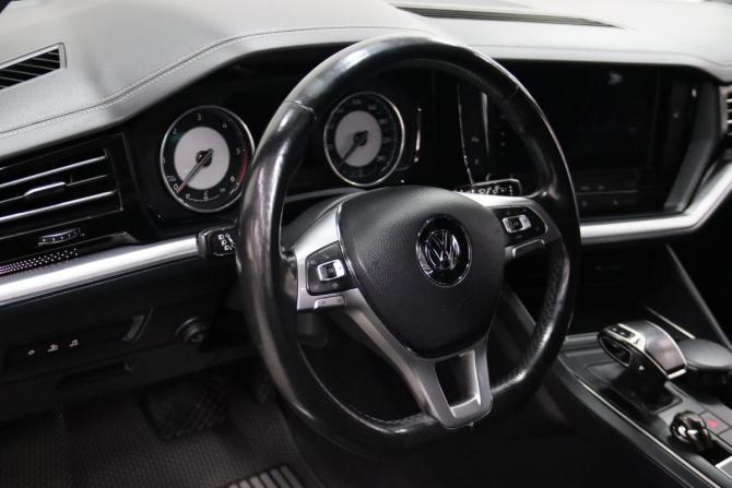Volkswagen Touareg III с пробегом 2019 года, цена 4 195 950 рублей, 188189 км, внедорожник, Автокод Объявления
