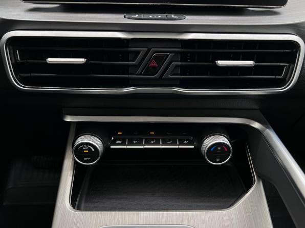 Geely Coolray I с пробегом 2023 года, цена 1 790 000 рублей, 82600 км, внедорожник, Автокод Объявления