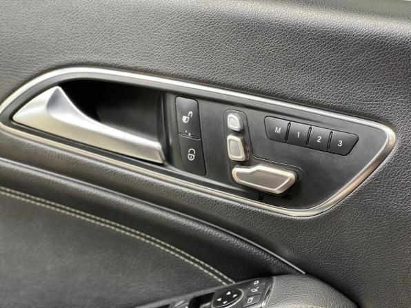 Mercedes-Benz CLA I (C117 X117) с пробегом 2014 года, цена 1 579 000 рублей, 237628 км, седан, Автокод Объявления