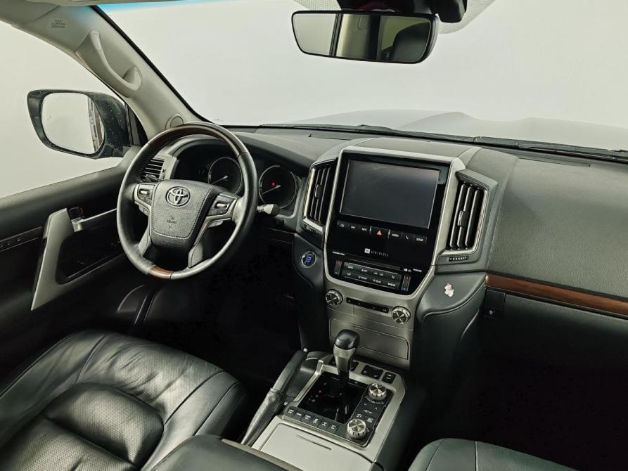 Toyota Land Cruiser 200 Series Рестайлинг 2 Москва  - изображение 11