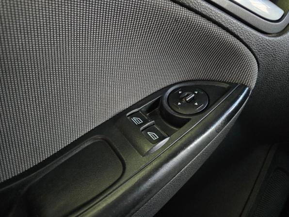 Ford Focus III с пробегом 2013 года, цена 850 000 рублей, 134000 км, универсал, Автокод Объявления