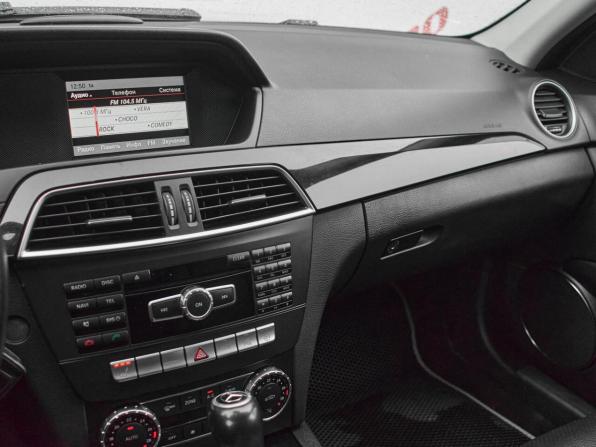 Mercedes-Benz C-Класс III (W204) Рестайлинг с пробегом 2013 года, цена 1 380 000 рублей, 205704 км, седан, Автокод Объявления