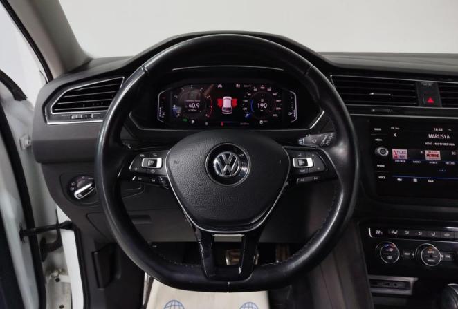 Volkswagen Tiguan II с пробегом 2020 года, цена 3 712 000 рублей, 83509 км, внедорожник, Автокод Объявления