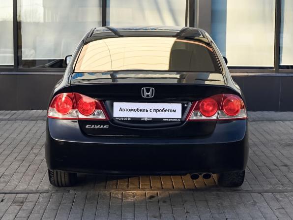 Honda Civic VIII с пробегом 2007 года, цена 620 000 рублей, 290095 км, седан, Автокод Объявления
