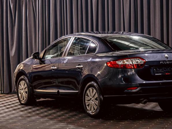 Renault Fluence I с пробегом 2010 года, цена 695 000 рублей, 190000 км, седан, Автокод Объявления