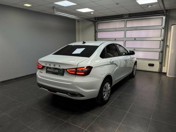 Lada (ВАЗ) Vesta I Рестайлинг (NG) с пробегом 2024 года, цена 1 250 000 рублей, 18374 км, седан, Автокод Объявления