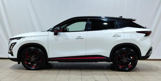 Omoda C5 I с пробегом 2023 года, цена 1 750 000 рублей, 50100 км, внедорожник, Автокод Объявления