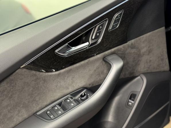 Audi Q8 I (4M) с пробегом 2021 года, цена 7 990 000 рублей, 35539 км, внедорожник, Автокод Объявления