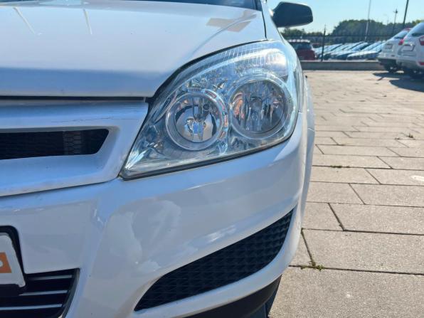 Opel Astra H Рестайлинг с пробегом 2011 года, цена 548 000 рублей, 202384 км, хэтчбек, Автокод Объявления