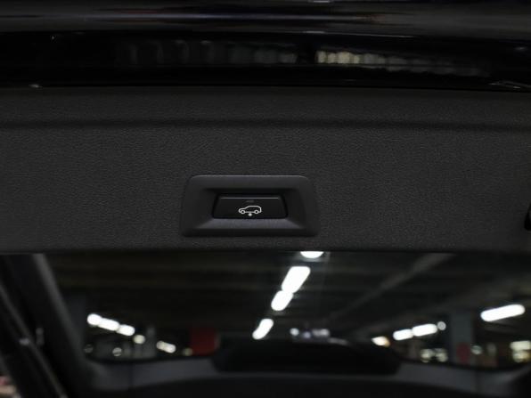 BMW X6 III (G06) Рестайлинг с пробегом 2024 года, цена 11 398 000 рублей, 46186 км, внедорожник, Автокод Объявления
