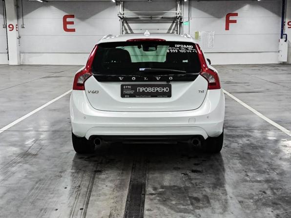 Volvo V60 I Рестайлинг с пробегом 2014 года, цена 1 329 000 рублей, 149771 км, универсал, Автокод Объявления