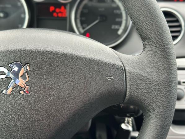 Peugeot 308 I с пробегом 2010 года, цена 469 000 рублей, 151830 км, хэтчбек, Автокод Объявления