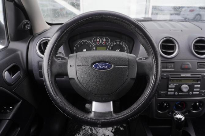 Ford Fusion I Рестайлинг с пробегом 2009 года, цена 379 000 рублей, 195809 км, хэтчбек, Автокод Объявления