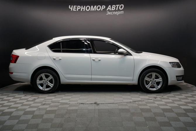 Skoda Octavia III (A7) с пробегом 2014 года, цена 1 290 000 рублей, 256800 км, лифтбек, Автокод Объявления