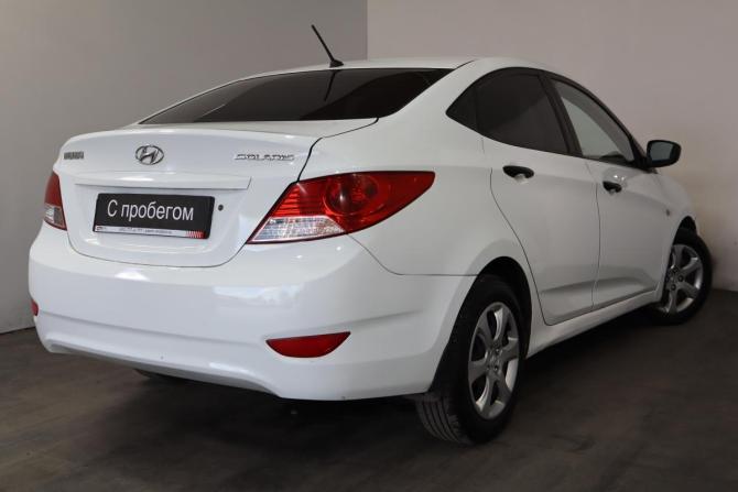 Hyundai Solaris I с пробегом 2012 года, цена 589 000 рублей, 206000 км, седан, Автокод Объявления