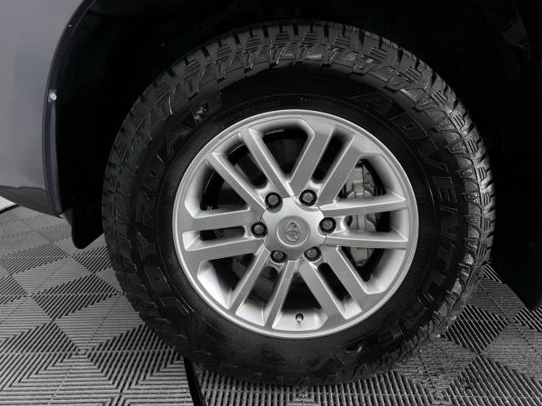 Toyota Land Cruiser Prado 150 Series с пробегом 2013 года, цена 2 999 000 рублей, 152000 км, внедорожник, Автокод Объявления