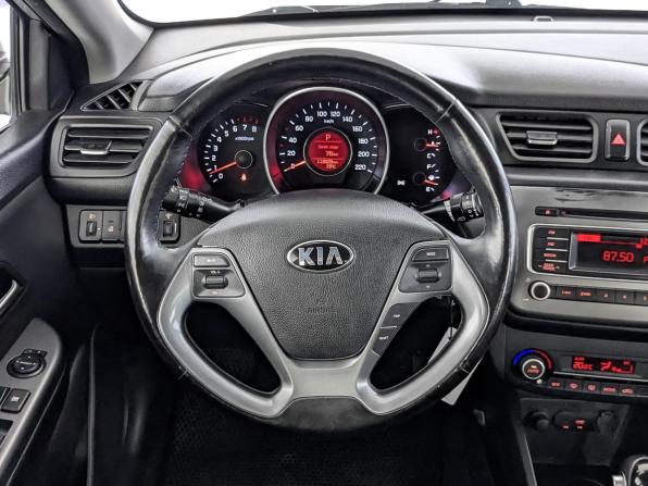 Kia Rio III Рестайлинг с пробегом 2017 года, цена 1 150 000 рублей, 113030 км, седан, Автокод Объявления