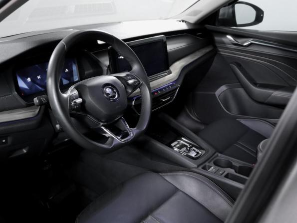 Skoda Octavia IV (A8) Рестайлинг с пробегом 2024 года, цена 2 500 000 рублей, 96809 км, лифтбек, Автокод Объявления