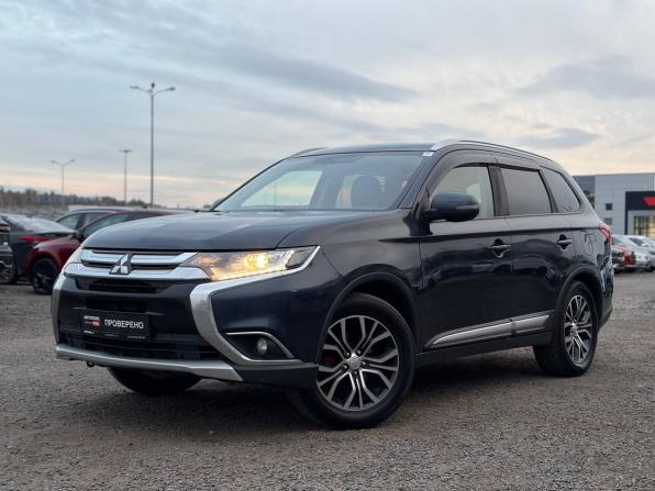 Mitsubishi Outlander III Рестайлинг 2 с пробегом 2017 года, цена 1 575 000 рублей, 212000 км, внедорожник, Автокод Объявления