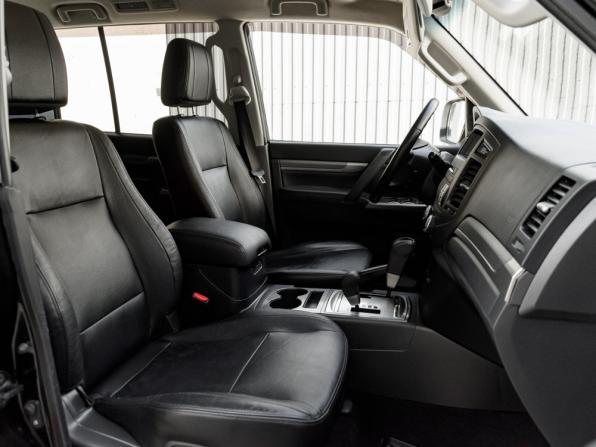 Mitsubishi Pajero IV Рестайлинг 1 с пробегом 2013 года, цена 2 600 000 рублей, 109849 км, внедорожник, Автокод Объявления