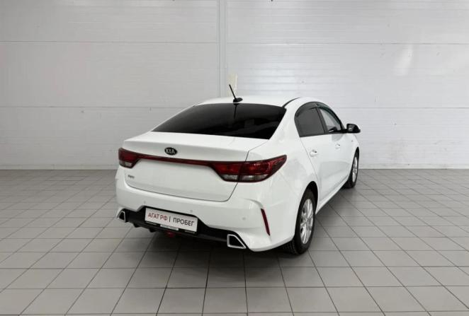 Kia Rio IV с пробегом 2020 года, цена 1 670 000 рублей, 71802 км, седан, Автокод Объявления