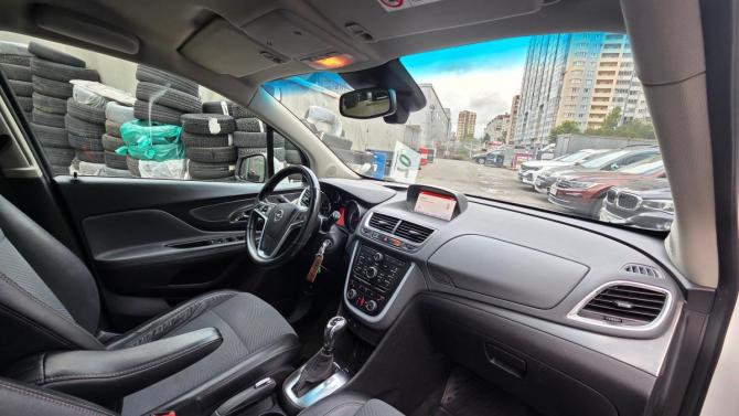 Opel Mokka I с пробегом 2014 года, цена 1 049 000 рублей, 196000 км, внедорожник, Автокод Объявления