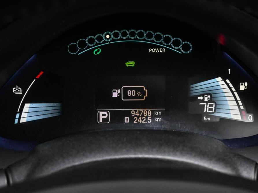 Nissan Leaf I (ZE0/AZE0) Новороссийск  - изображение 13