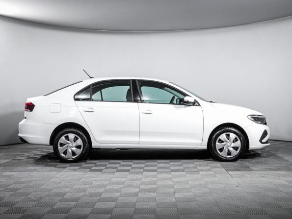 Volkswagen Polo VI с пробегом 2022 года, цена 1 644 000 рублей, 32688 км, лифтбек, Автокод Объявления