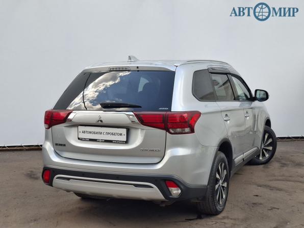 Mitsubishi Outlander III Рестайлинг 3 с пробегом 2019 года, цена 1 900 000 рублей, 163900 км, внедорожник, Автокод Объявления