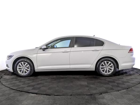Volkswagen Passat B8 с пробегом 2019 года, цена 1 920 000 рублей, 152168 км, седан, Автокод Объявления