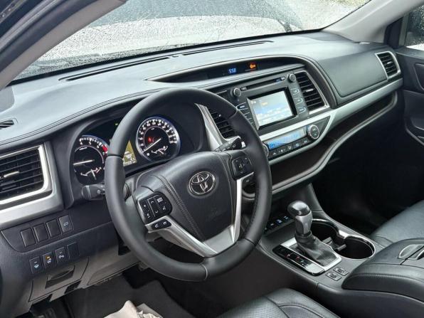 Toyota Highlander III (XU50) с пробегом 2014 года, цена 2 890 000 рублей, 177328 км, внедорожник, Автокод Объявления