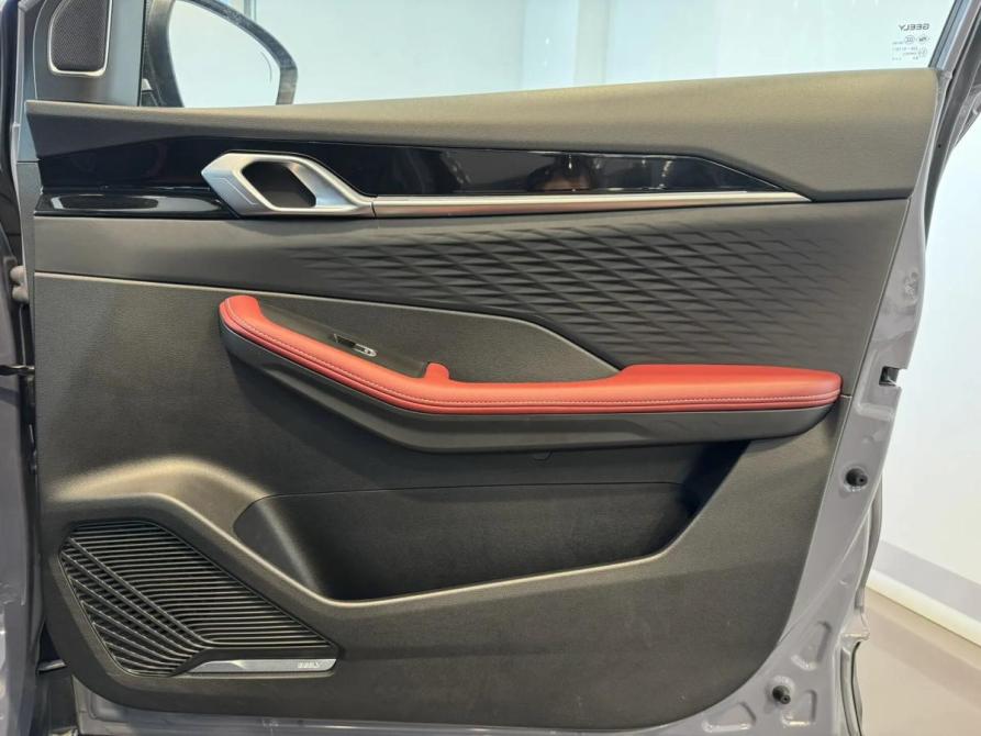 Geely Coolray I Рестайлинг Подольск  - изображение 12