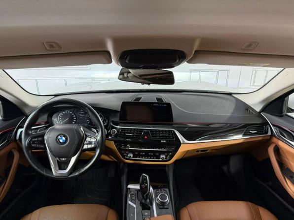 BMW 5 серии VII (G30/G31/G38) Рестайлинг с пробегом 2020 года, цена 2 790 000 рублей, 244000 км, седан, Автокод Объявления