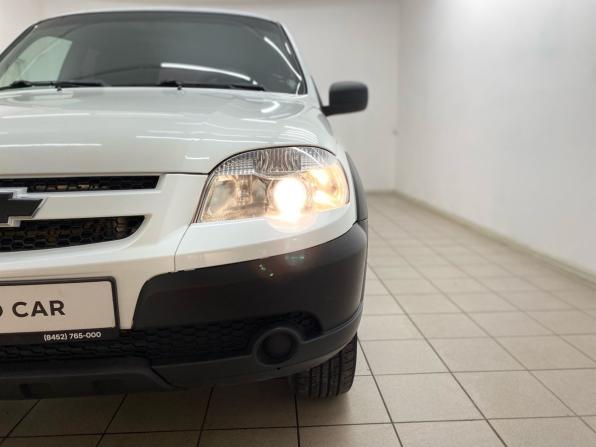 Chevrolet Niva I Рестайлинг с пробегом 2018 года, цена 735 000 рублей, 96630 км, внедорожник, Автокод Объявления
