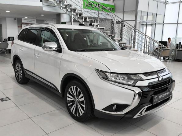 Mitsubishi Outlander III Рестайлинг 3 с пробегом 2020 года, цена 2 599 000 рублей, 74016 км, внедорожник, Автокод Объявления
