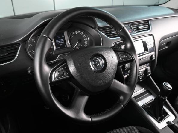 Skoda Octavia III (A7) с пробегом 2014 года, цена 969 000 рублей, 237191 км, лифтбек, Автокод Объявления