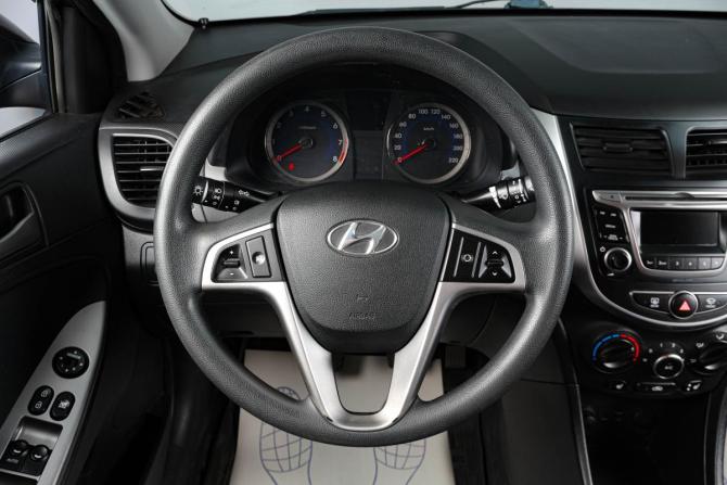 Hyundai Solaris I Рестайлинг с пробегом 2016 года, цена 1 279 000 рублей, 89500 км, седан, Автокод Объявления