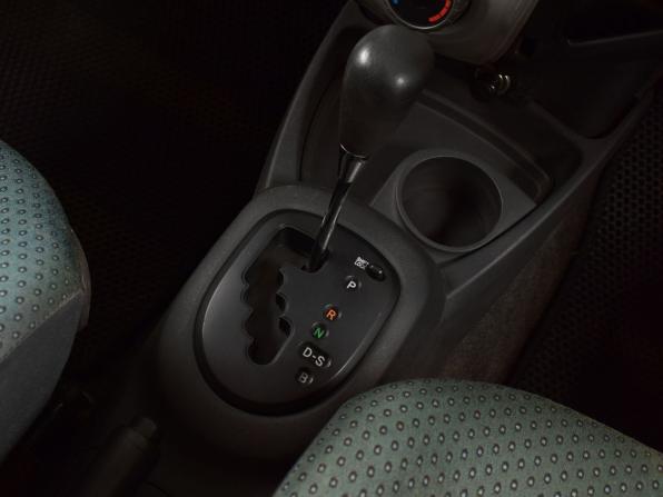 Toyota Vitz II (XP90) с пробегом 2006 года, цена 499 999 рублей, 193995 км, хэтчбек, Автокод Объявления