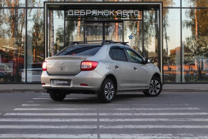 Renault Logan II с пробегом 2017 года, цена 785 000 рублей, 129986 км, седан, Автокод Объявления