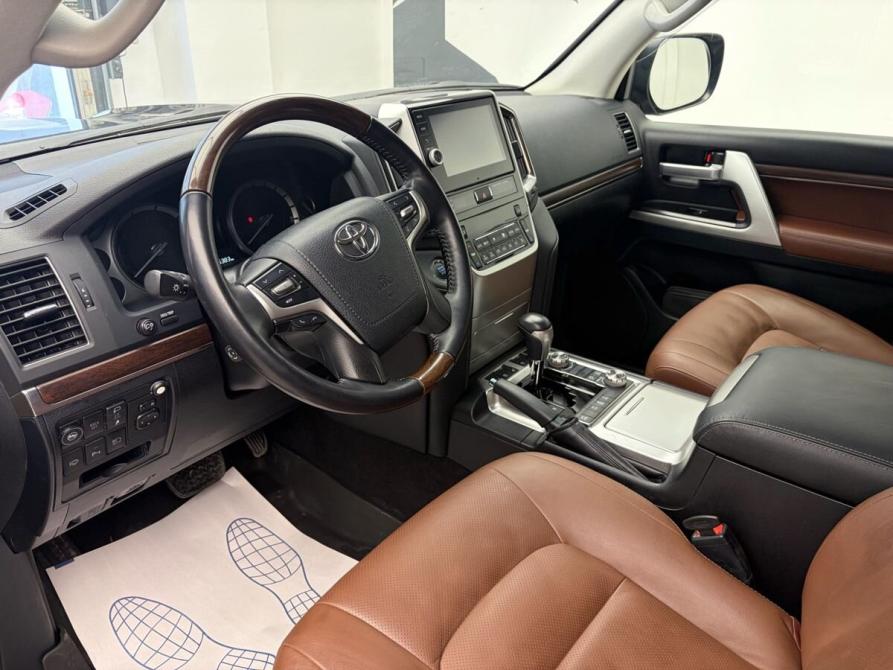 Toyota Land Cruiser 200 Series Рестайлинг 2 Ростов-на-Дону  - изображение 15