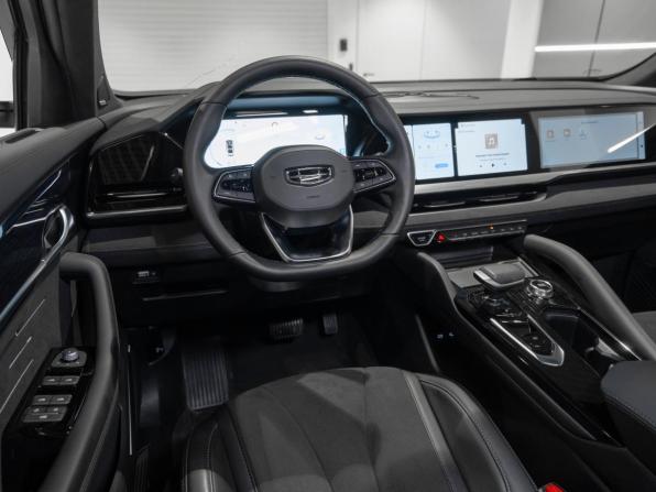 Geely Monjaro I с пробегом 2024 года, цена 3 490 000 рублей, 37373 км, внедорожник, Автокод Объявления