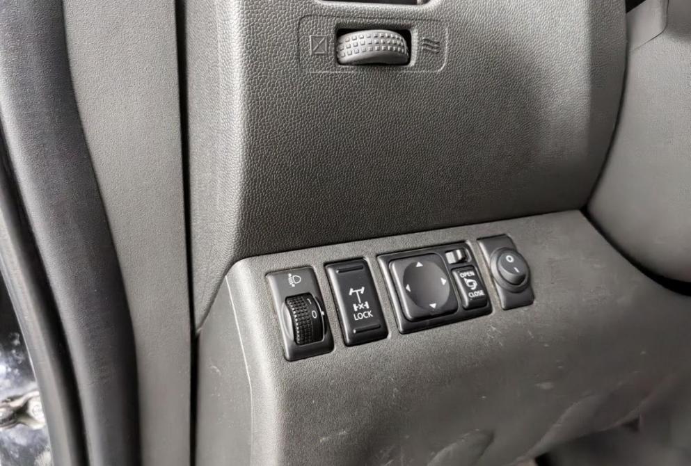 Nissan Navara (Frontier) III (D40) Рестайлинг Волгоград  - изображение 18