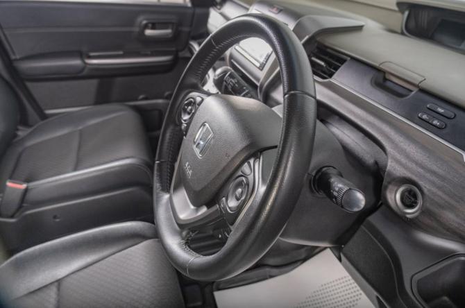 Honda Freed II Рестайлинг с пробегом 2019 года, цена 1 739 000 рублей, 118000 км, компактвэн, Автокод Объявления