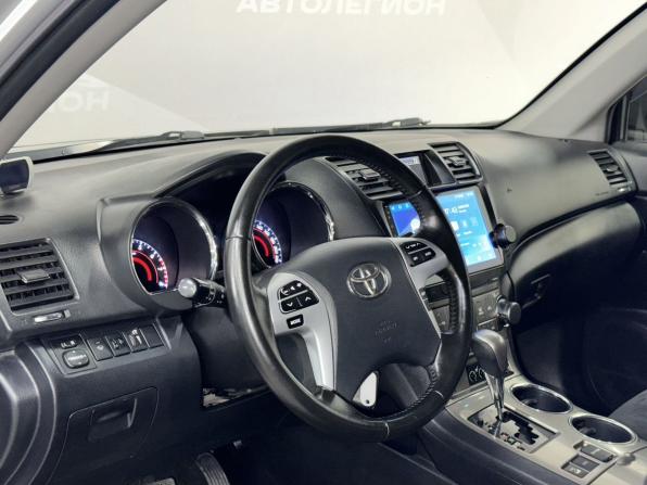 Toyota Highlander II (XU40) Рестайлинг с пробегом 2013 года, цена 1 850 000 рублей, 239510 км, внедорожник, Автокод Объявления